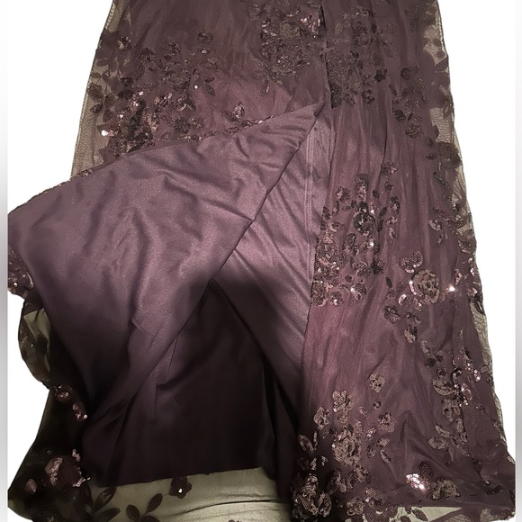 Speechless Purple Evening Dress - Picture 3 of 7